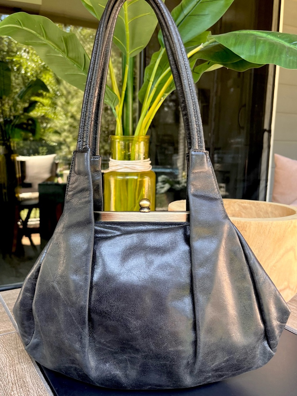 HOBO Black Leather Shoulder Bag with Kiss-Lock Frame